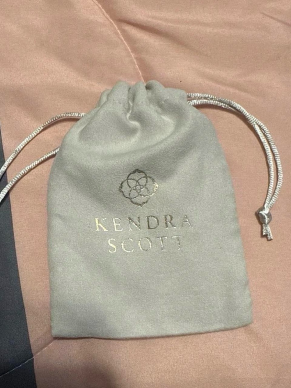 Kendra Scott Light Beige Drawstring Jewelry Pouch